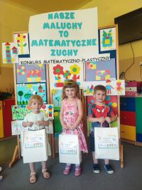 Dzieci, które otrzymały nagrody za udział w konkursie.