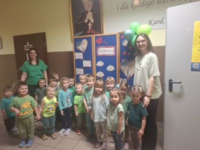 Przedszkolaki podczas Dnia Tolerancji.