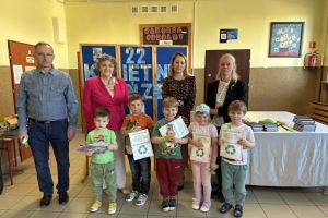 Uczestnicy konkursu z nagrodami.