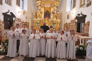 Pielgrzymka dzieci Pierwszokomunijnych  do Kodnia i Pratulina.